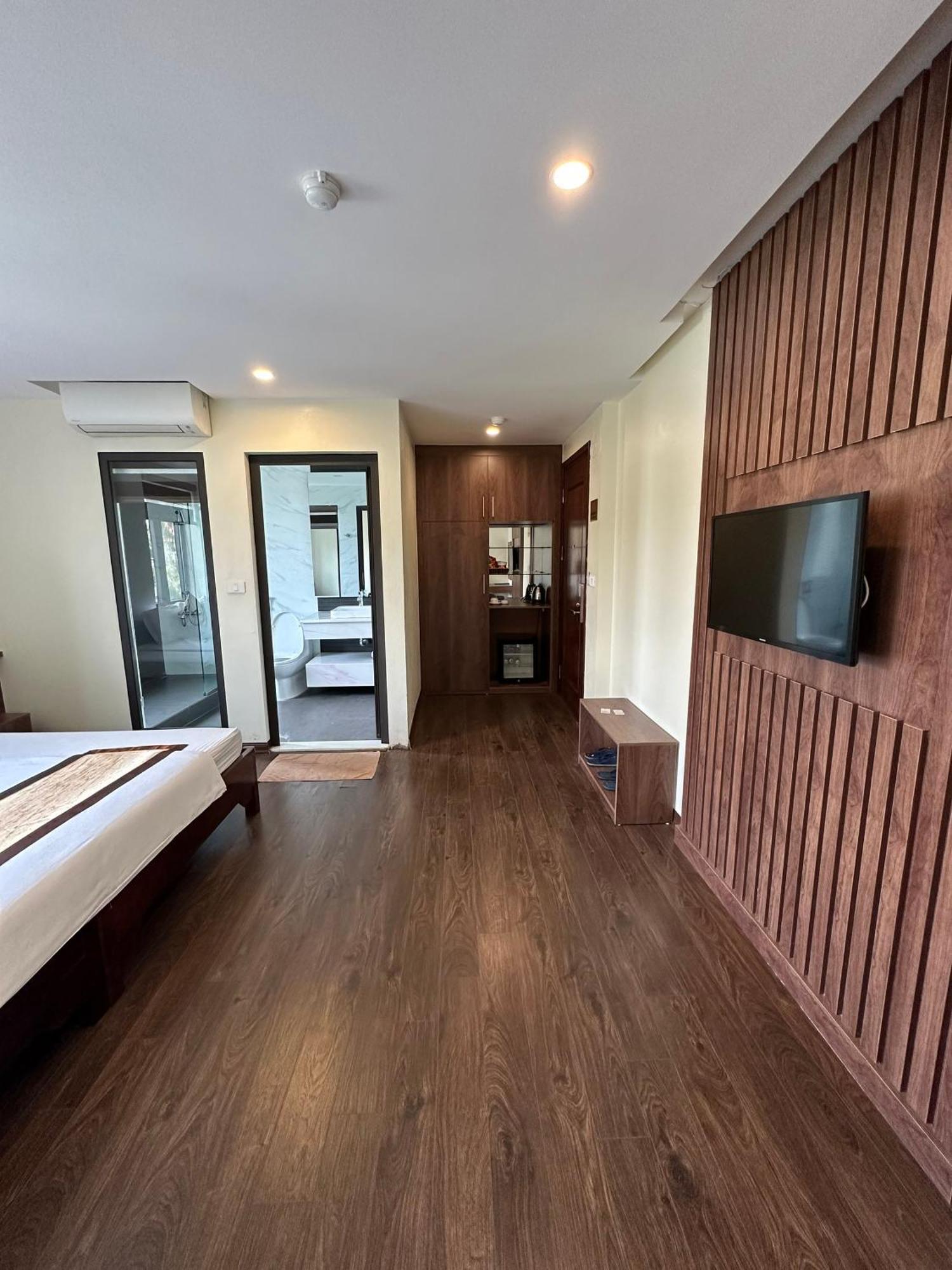Boston Hotel Ha Long Buitenkant foto